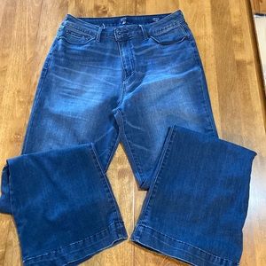 Kaari jeans, high rise, flare. Size 12.